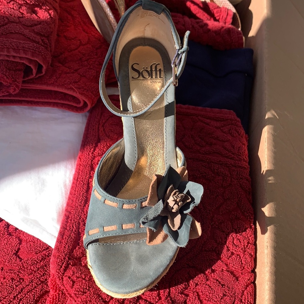 Sofft wedge sandals